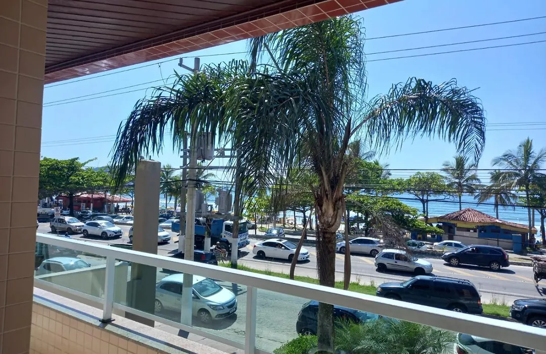 Apartamento de Frente para o Mar-1