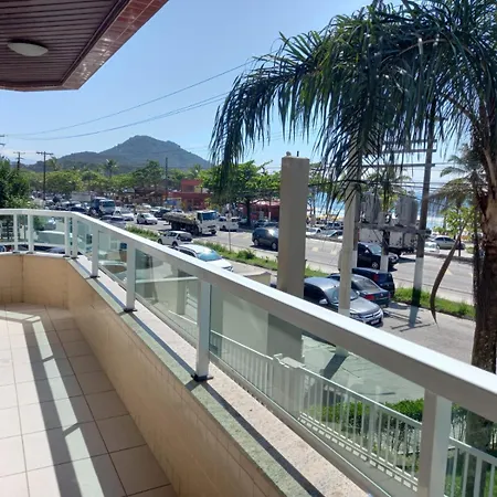 Apartamento de Frente para o Mar-2